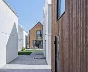 Simplicity of the form of the houses