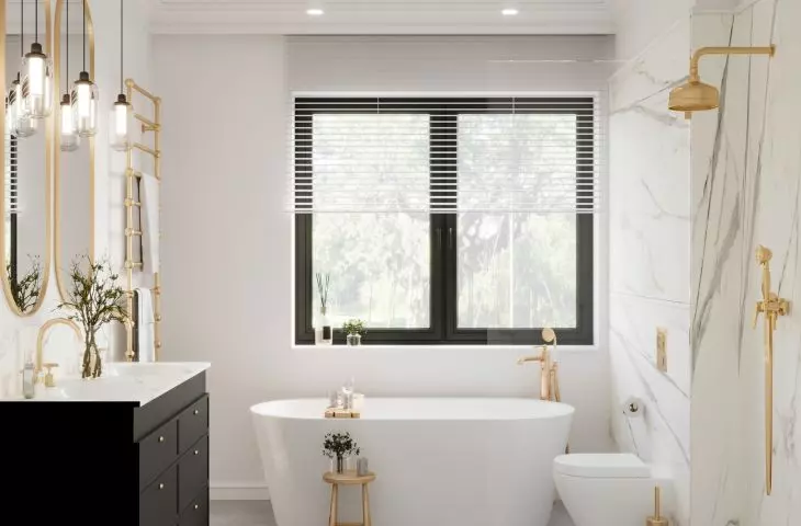 Bathroom on the first floor