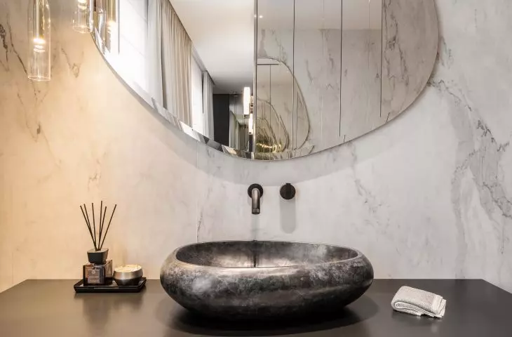 Basin hollowed out in stone