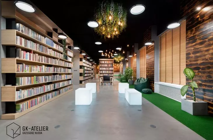 Głowna przestrzeń biblioteki