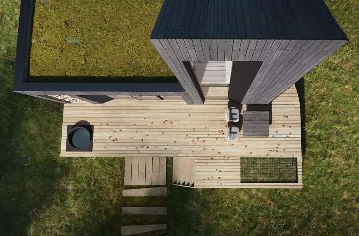 Green roof and terrace connected to living area