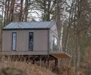 cottages were founded on concrete supports