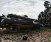 RE: REDWOOD HOUSE, glazing
