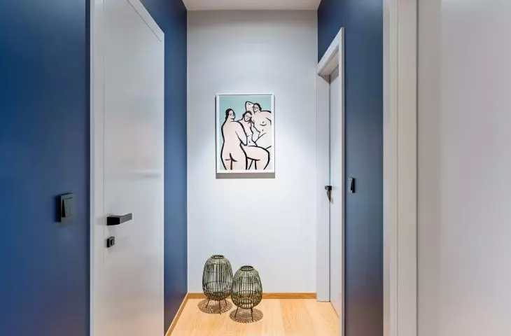 Corridor with intriguing graphics