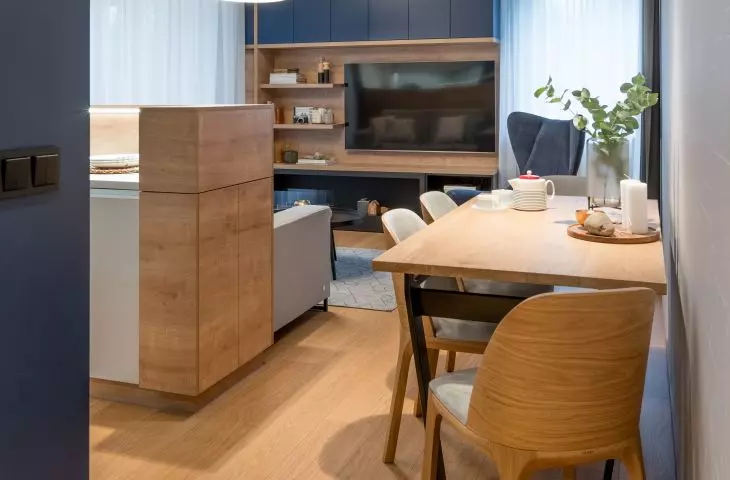 The oak table can be unfolded