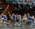 Wnętrze hali sportowej, rozgrywki