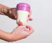 Emanui (pierwsze na świecie urządzenie do czyszczenia kubeczków menstruacyjnych) 