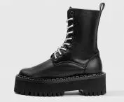 Buty z roślinnych materiałów