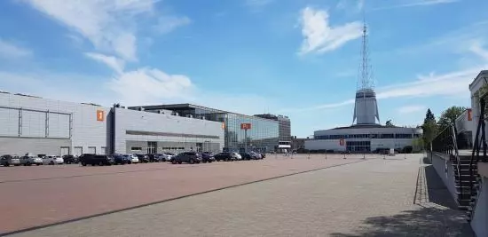 Główny plac targowy (plac św. Marka) to dziś czysto utylitarna i&nbsp;mało atrakcyjna przestrzeń. 