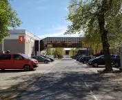 Jedna z bardziej zielonych przestrzeni MTP miedzy pawilonami 4 i 5. 