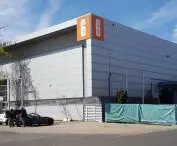 A new part of pavilion 6 with a utilitarian form, in the spirit that began to dominate at MTP in the last decade (designed by Studio ADS).