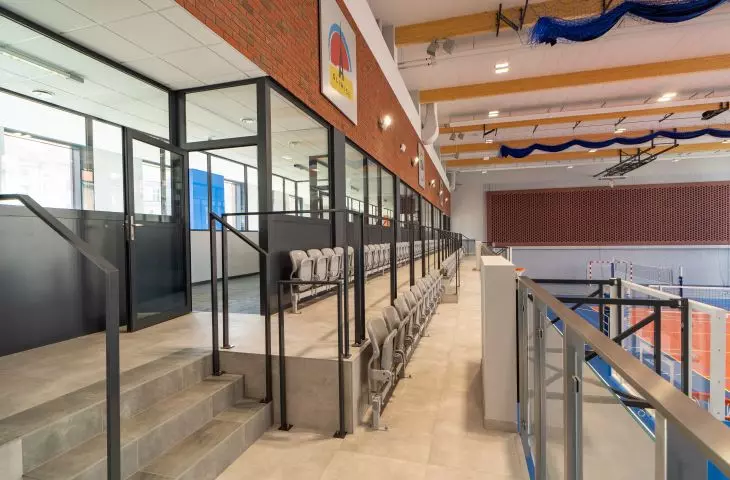 Trybuny w części sportowej
