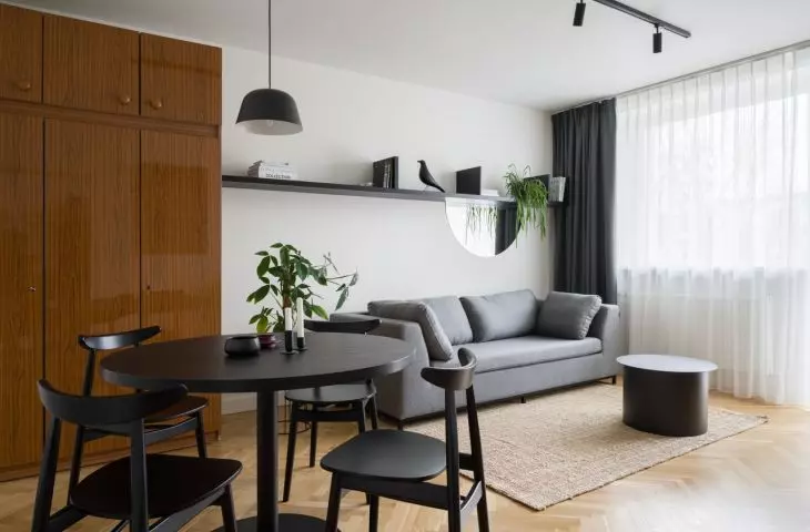 The salon is a combination of several styles 
