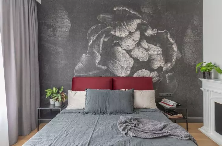 Wallpaper with an image fragment