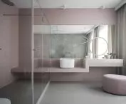 bathroom next to the bedroom