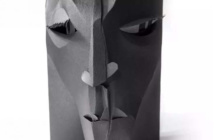 Orfeusz, obiekt z papieru, 2018