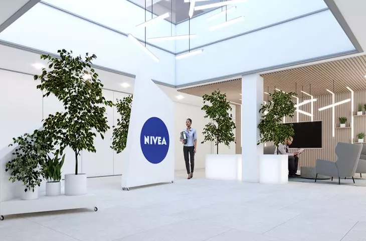 Aranżacja wnętrza holu biurowca firmy Nivea w Poznaniu
