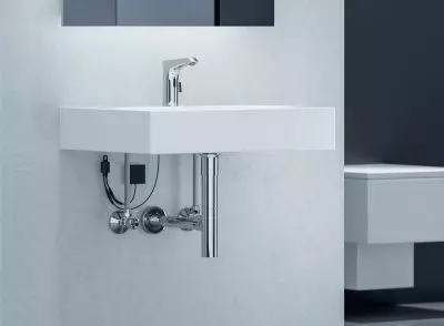 Bateria SCHELL XERIS E faucet with SCHELL SSC Bluetooth® module connected