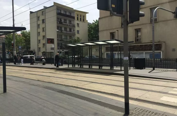 przystanek tramwajowy