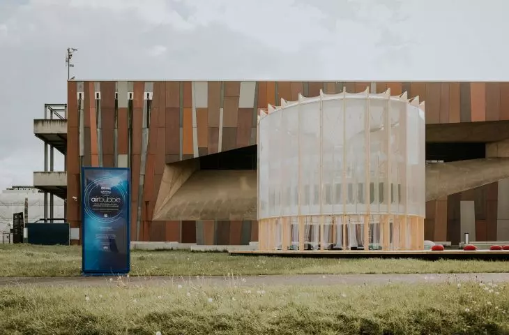 Instalacja powstała w ramach akcji promocyjnej marki Otrivin Oddychaj Czysto