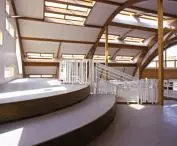 Collège Pierre'a Sémarda dla 600 uczniów w Bobigny