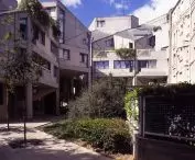 Kompleks 99 mieszkań komunalnych (w którym każde z nich jest inne) w Ivry-sur-Seine