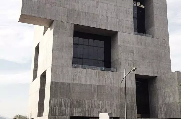 Centrum Innowacji Anacleto Angelini, Santiago de Chile, proj.: Alejandro Aravena 