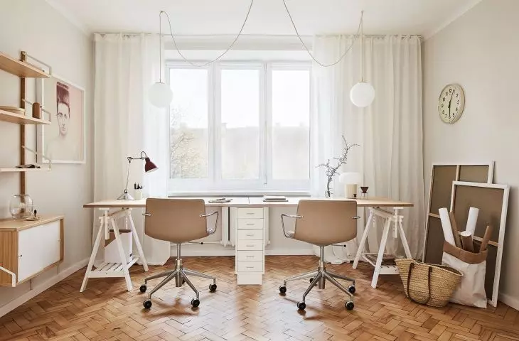 Jasna przestrzeń do pracy