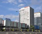 a complex of office and service buildings by Alexander Zwierka