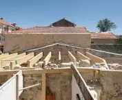 installation of the roof support structure