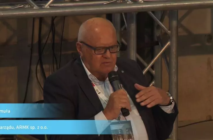 Dr. Jan Pamula represented the City Hall