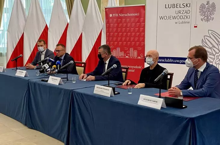 podpisanie umowy na opracowanie dokumentacji projektowej dla nowego osiedla w Lublinie