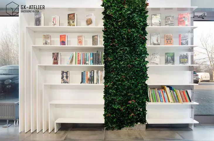 Biblioteka na Poziomie, zielone akcenty