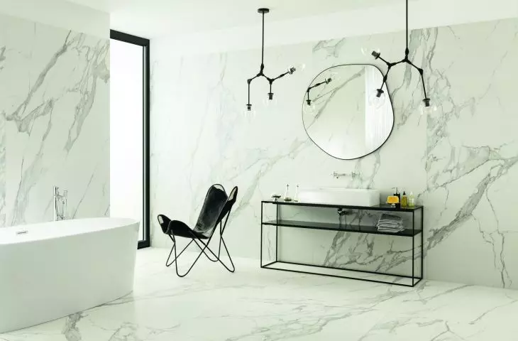 wielkoformatowa kolekcja Specchio Carrara