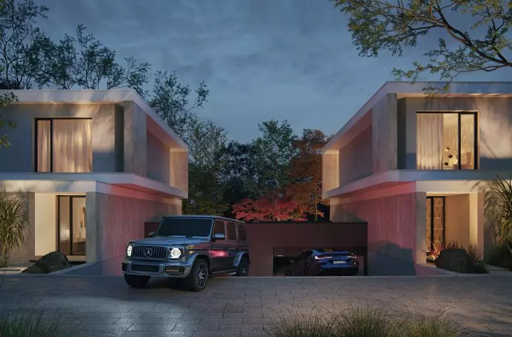 garages between houses on Linden Street