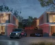 garages between houses on Linden Street