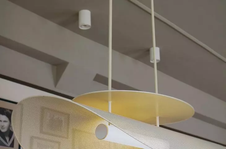 detal lampy