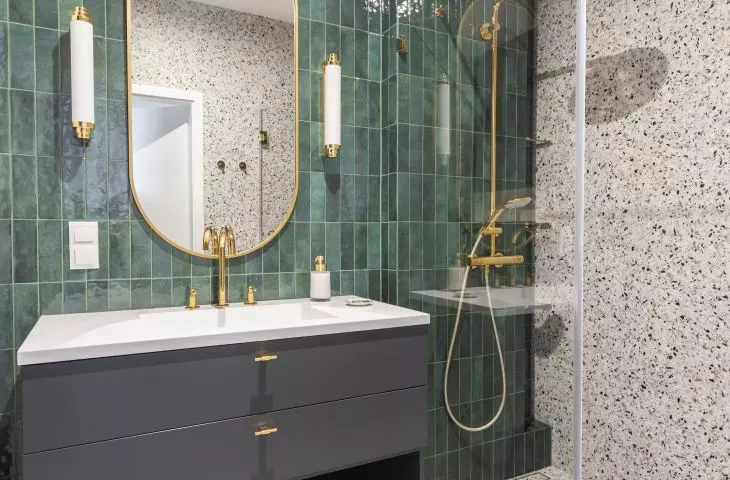 Retro-style bathroom