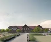 Widok na teren i gmach szkoły