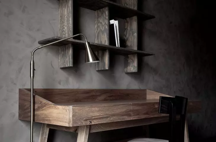 Monochromatic cabinet