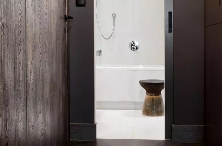 View of the bathroom from the hallway