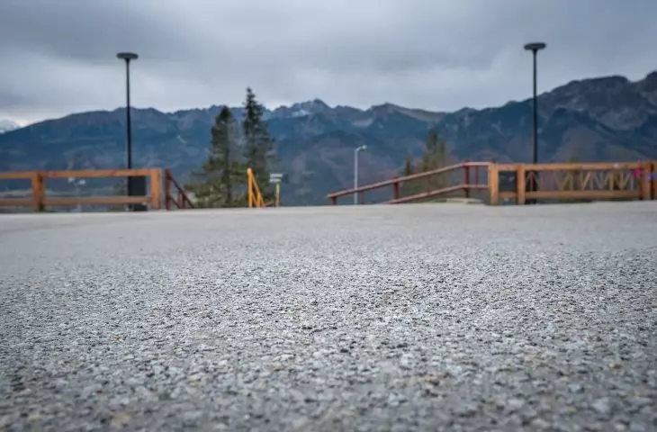 DECO STONE, concrete pavement with exposed aggregate