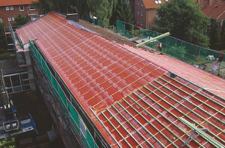 DELTA roofing membranes in insulating green and traditional roofs