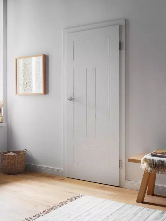 ponadczasowa white Fina door harmonizes with any space