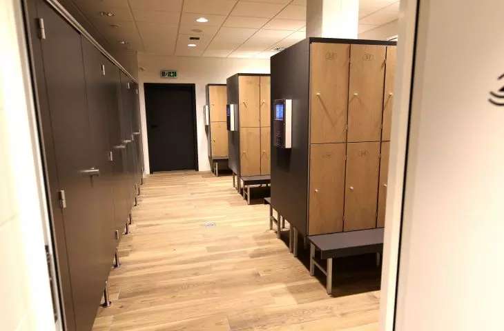 Eisenberg Street swimming pool, changing rooms