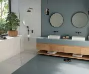 Cala Blue in the bathroom