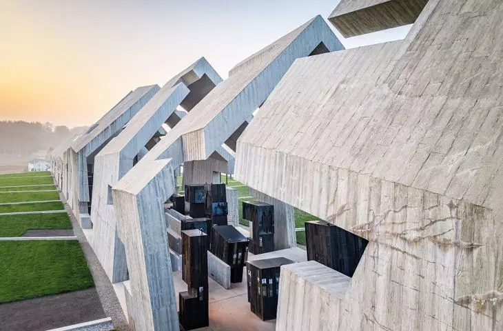 Architektura i ekspozycja tworzą spójną całość