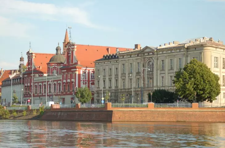 fragment of Grodzka Street, on the right the building of the former Faculty of Pharmacy of the Medical University, 2011