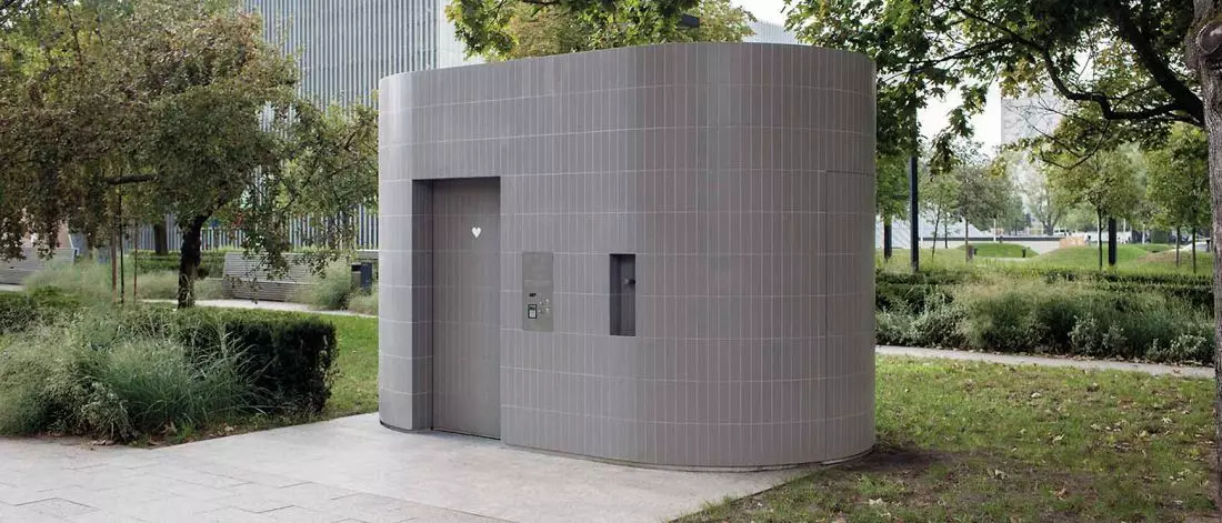 Automatyczna Toaleta Warszawska, proj.: Pracownia Architektoniczna Aleksandra Wasilkowska, Marek Happach