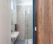bathroom with skylight
